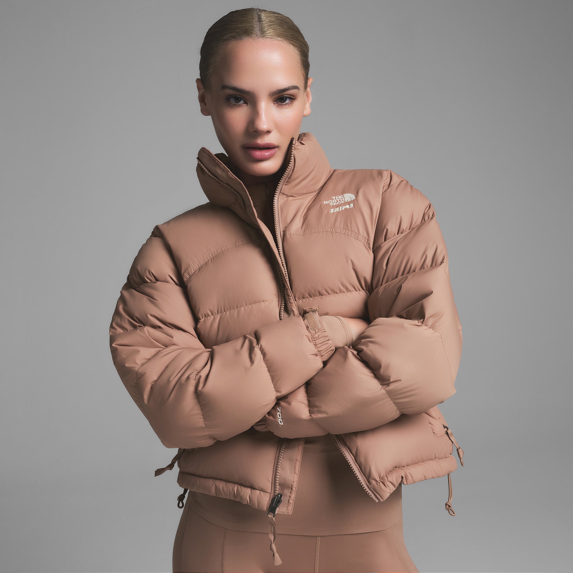 THE NORTH FACE X SKIMS 2000 RETRO NUPTSE JACKET | SIENNA