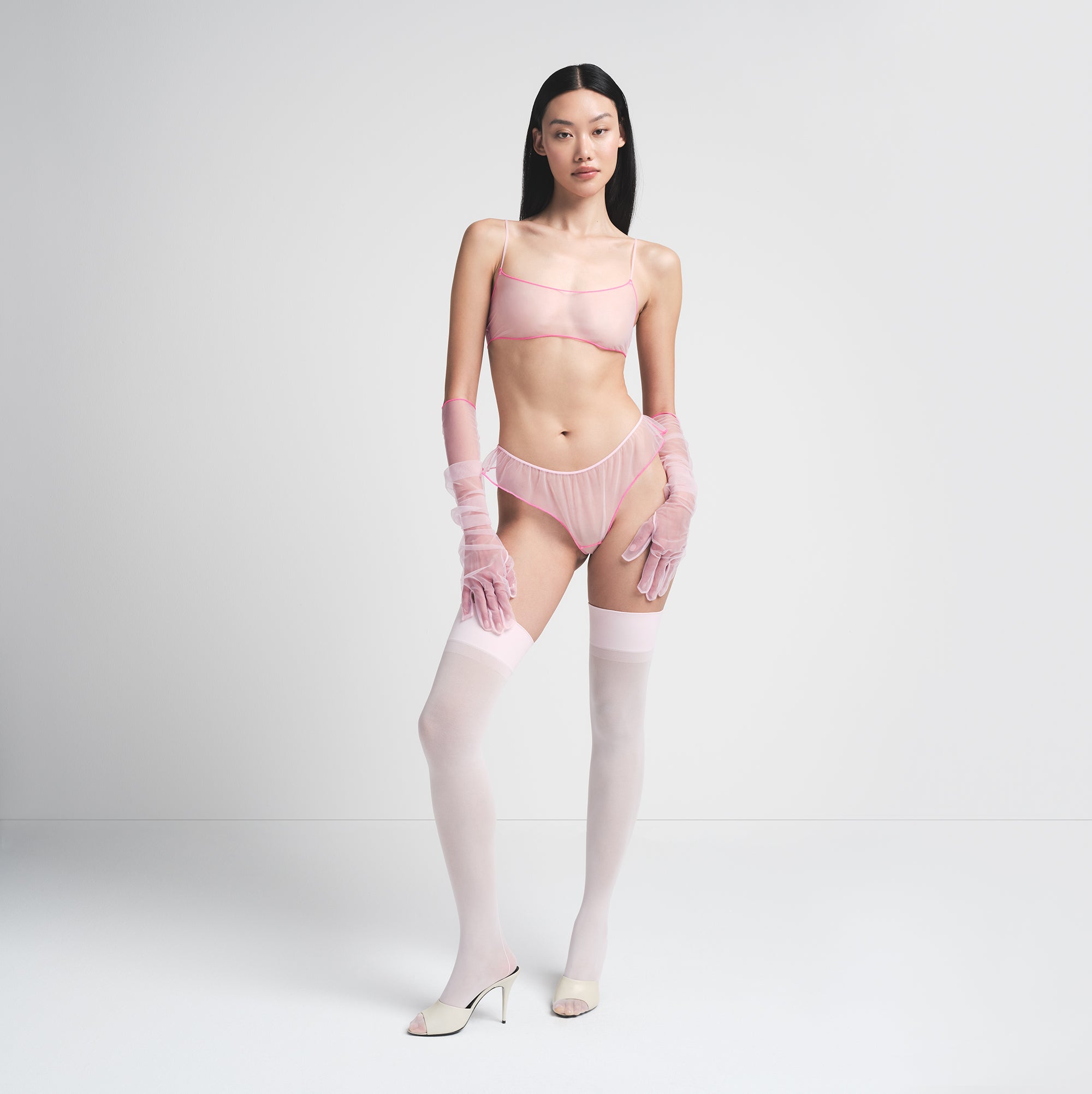 TULLE GLOVES | CHERRY BLOSSOM CONTRAST - Image 2