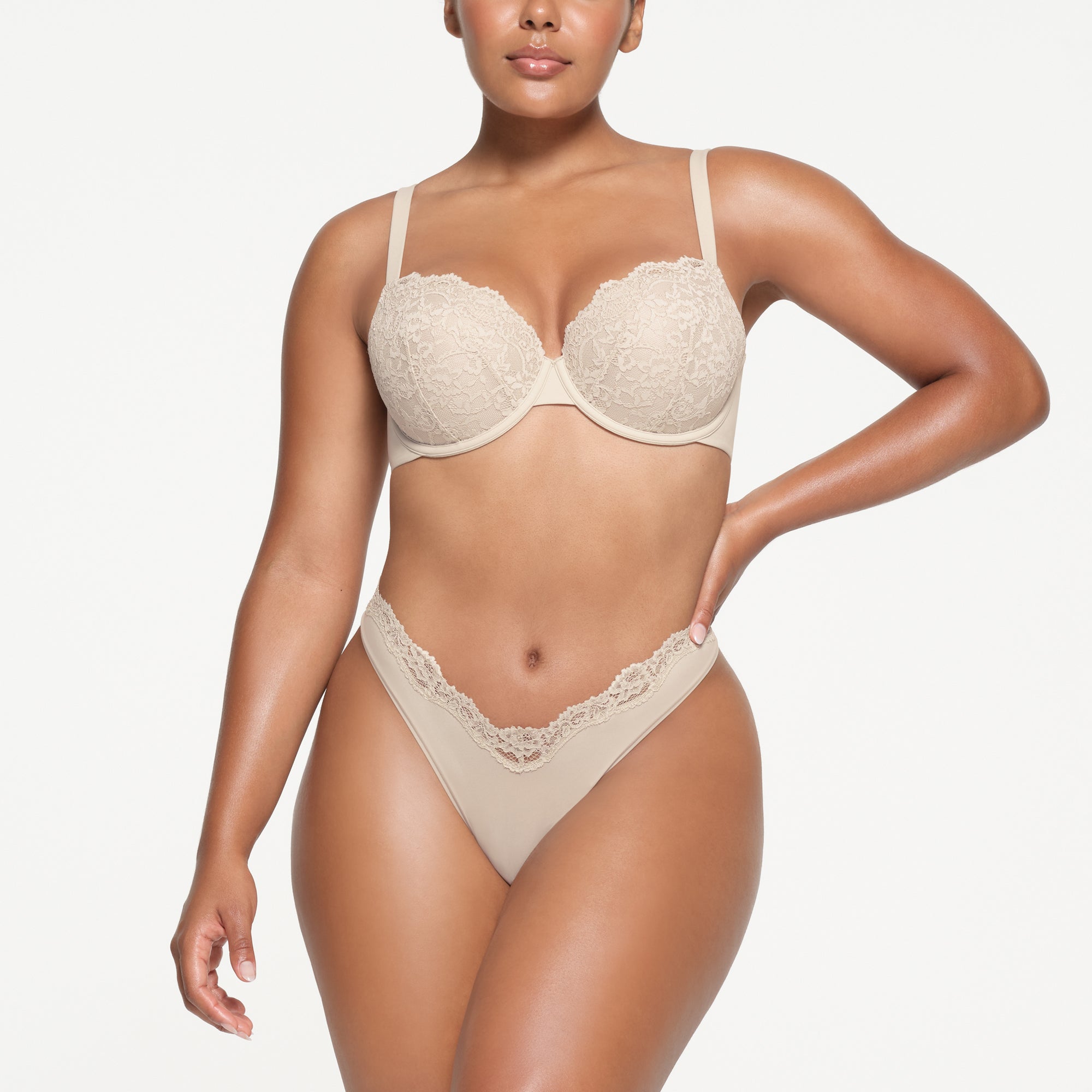 FITS EVERYBODY LACE PUSH-UP BRA | STONE