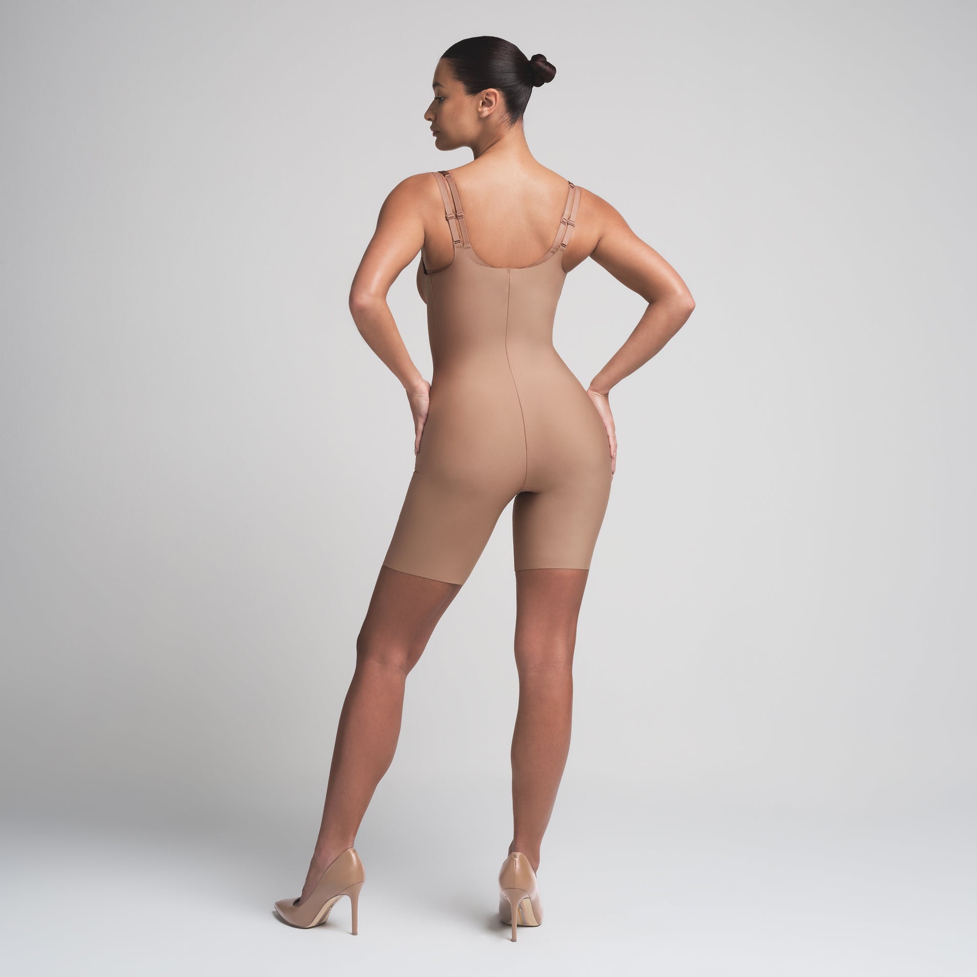 SKIMS BODY BUTT ENHANCING OPEN BUST PADDED BODYSUIT | SIENNA