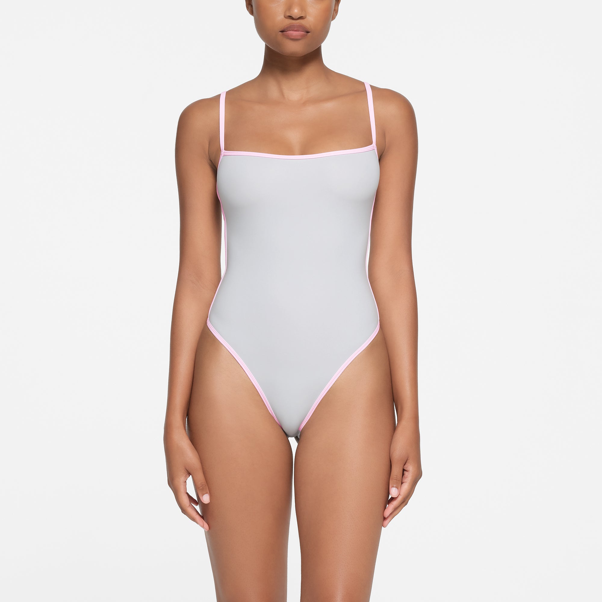 FITS EVERYBODY CONTRAST TRIM SCOOP NECK BODYSUIT | PLATINUM