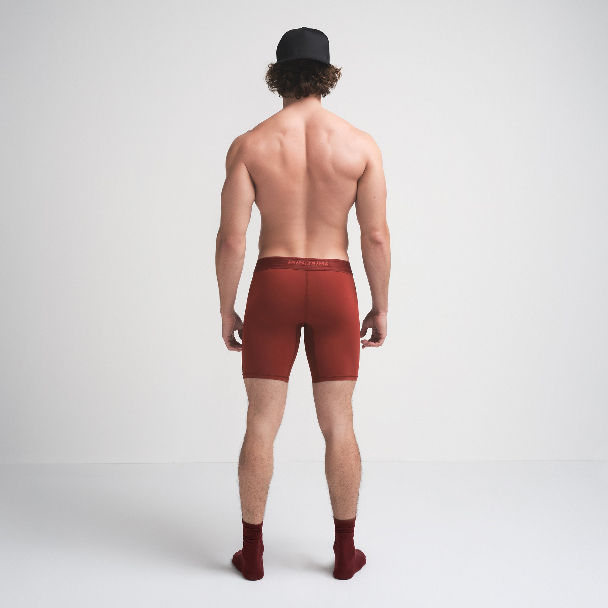 SKIMS SPORT MENS 7" BOXER BRIEF | SANGRIA - Image 4