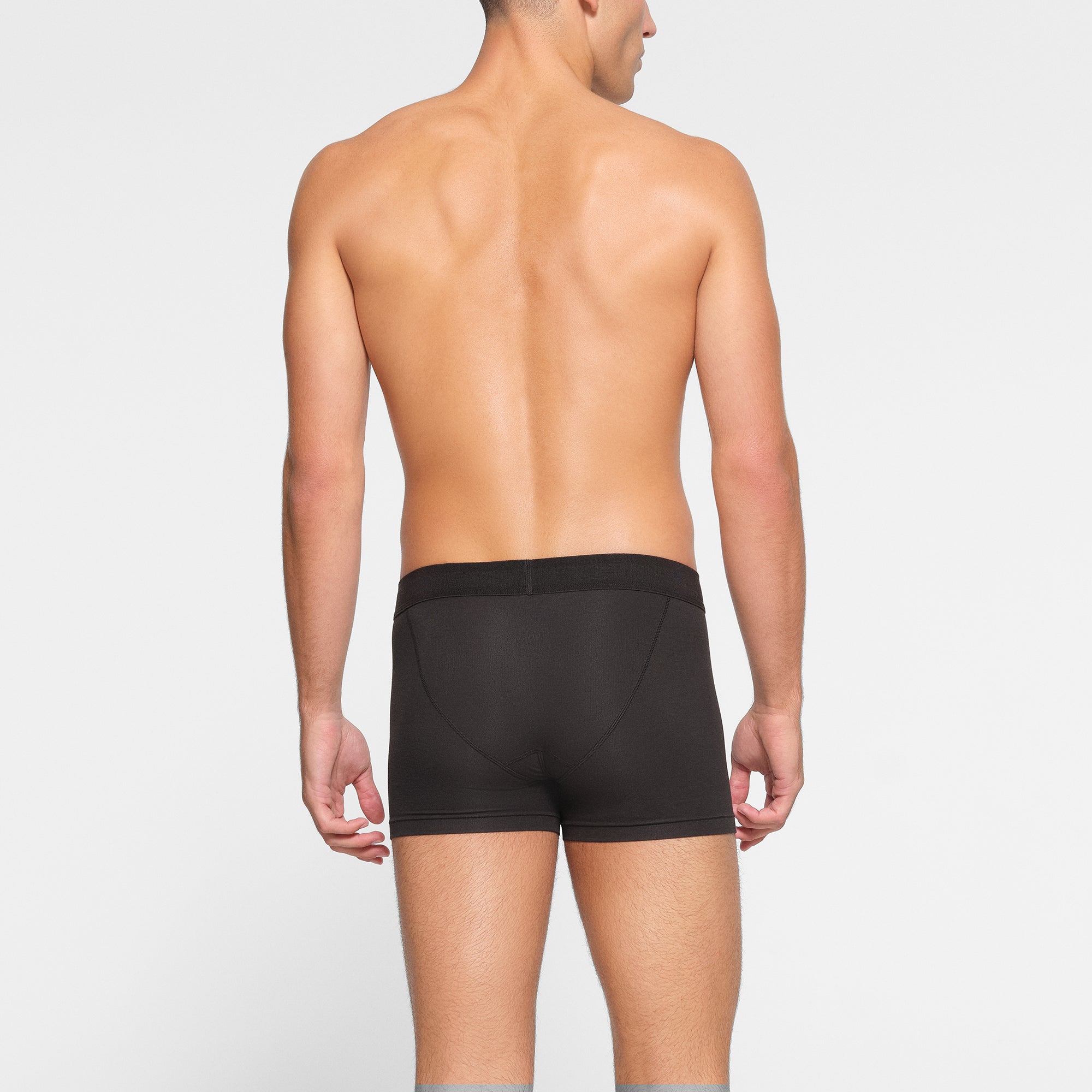 SKIMS COTTON MENS 3" BOXER BRIEF | ONYX - Image 3