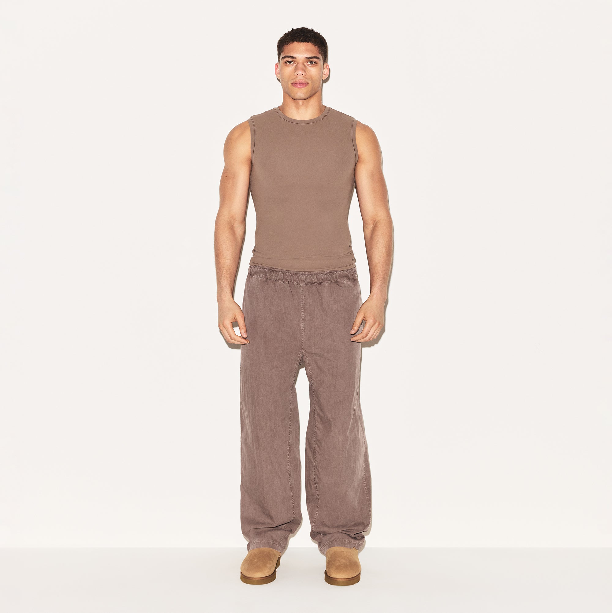 WOVEN MENS KARATE PANT | UMBER
