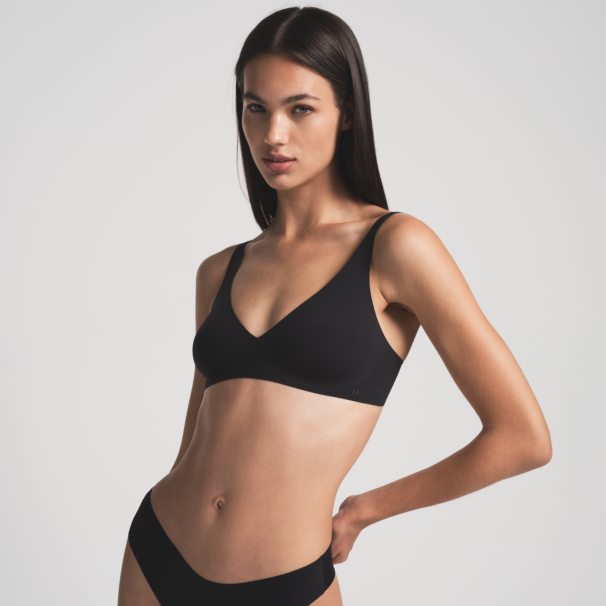 NAKED PLUNGE BRALETTE | ONYX - Image 2