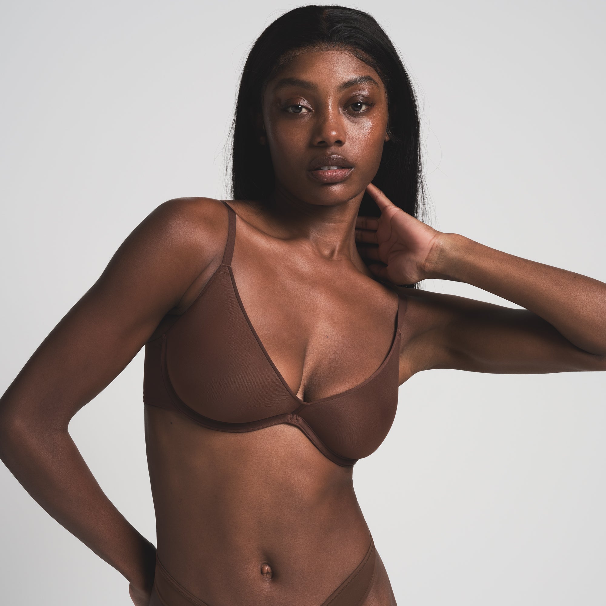 WEIGHTLESS SCOOP BRA | COCOA - Image 2