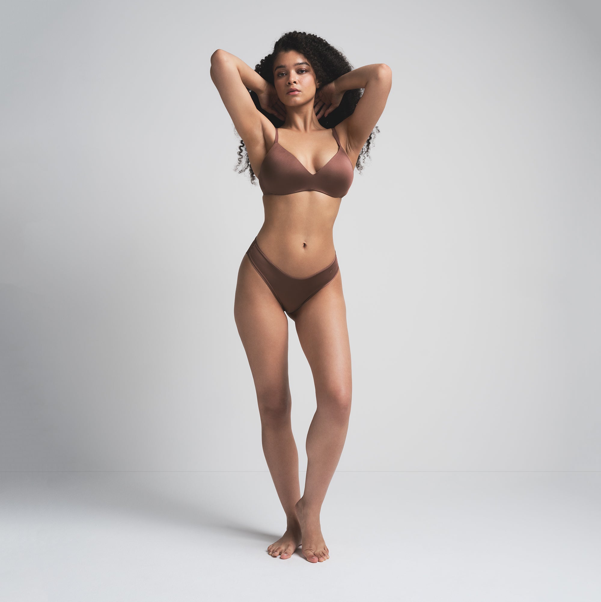 WIRELESS FORM PUSH-UP PLUNGE BRA | GARNET