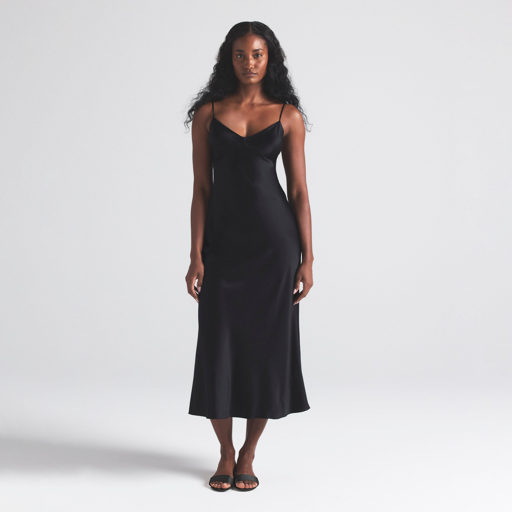 SILK CAMI V NECK LONG SLIP | ONYX - Image 2