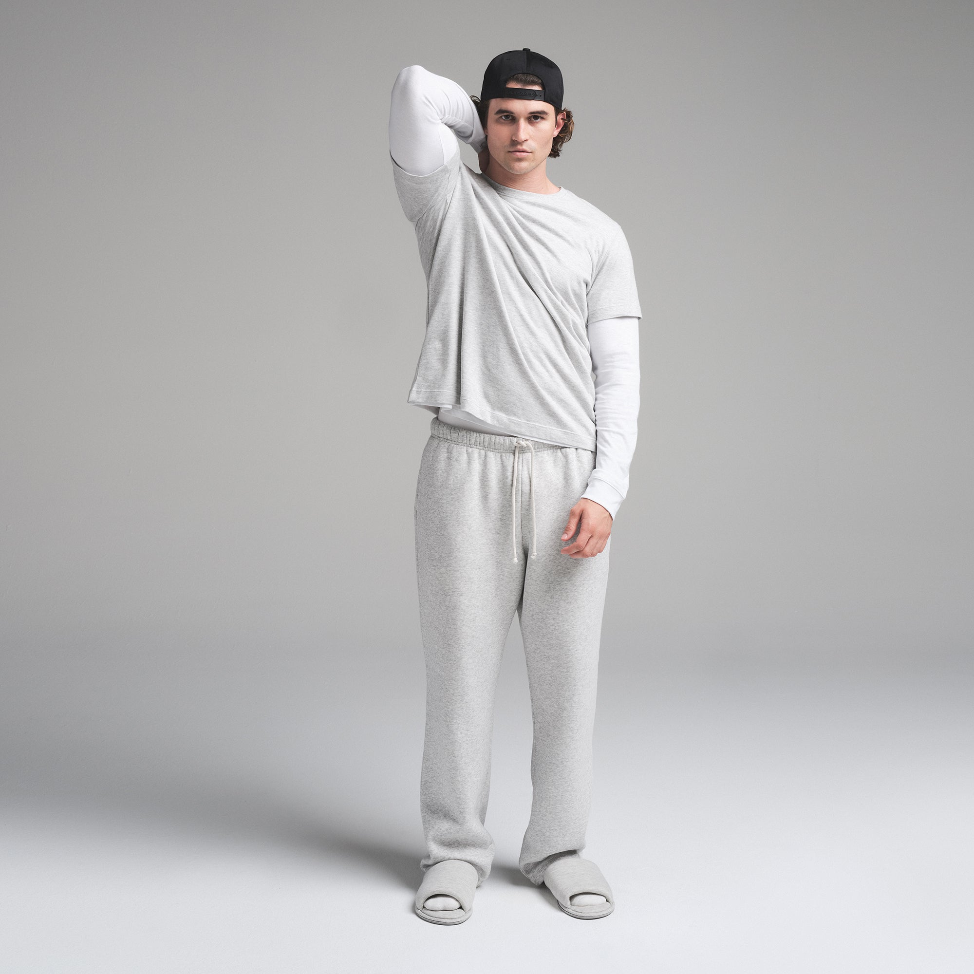 FLEECE LOUNGE MENS CLASSIC STRAIGHT LEG PANT | LIGHT HEATHER GREY - Image 3