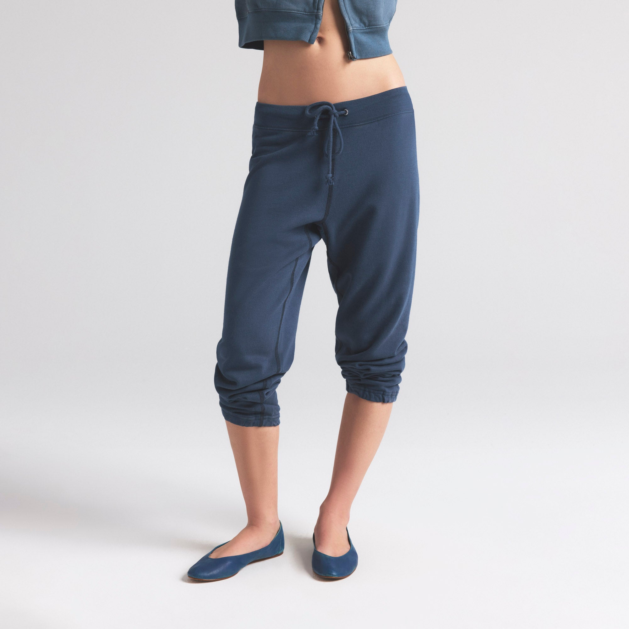 LIGHTWEIGHT FLEECE SHRUNKEN JOGGER | WASHED NAVY - Image 2
