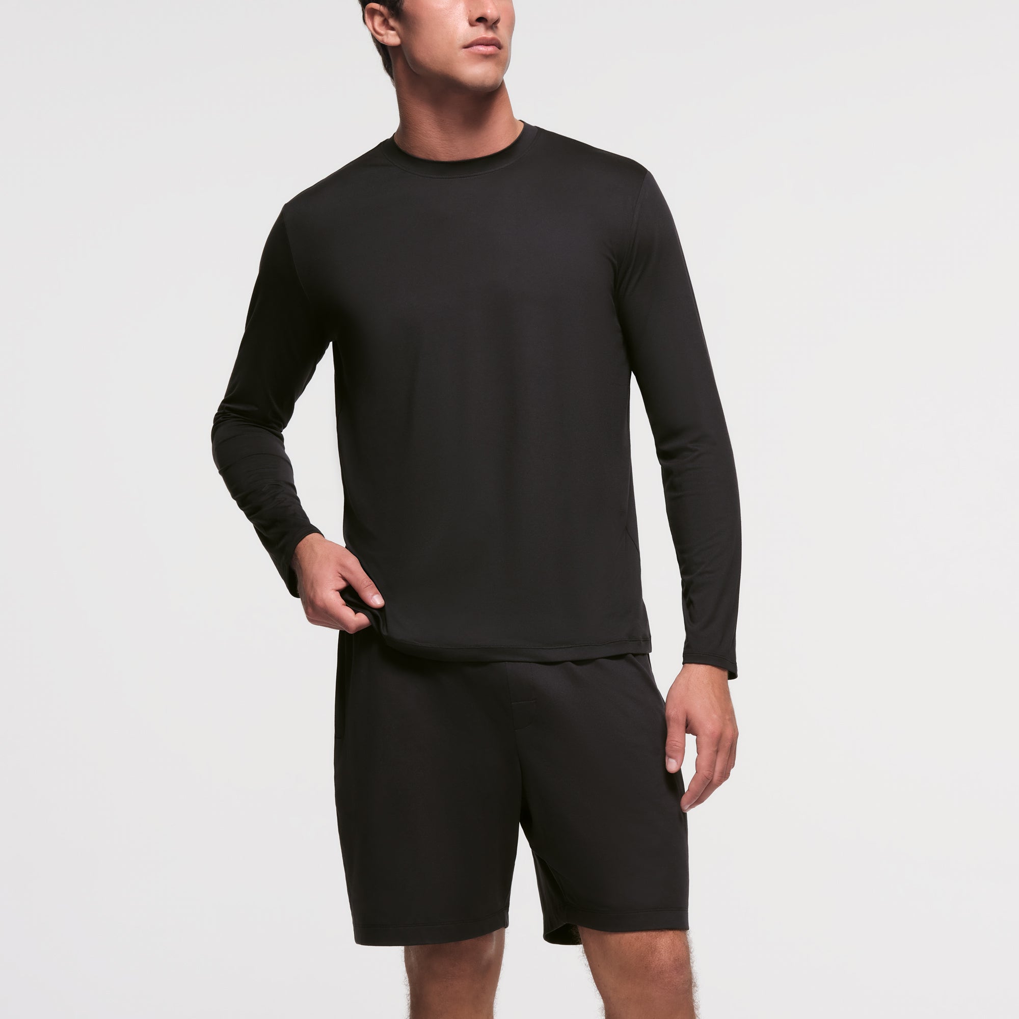 OUTDOOR JERSEY MENS CLASSIC LONG SLEEVE T-SHIRT | ONYX