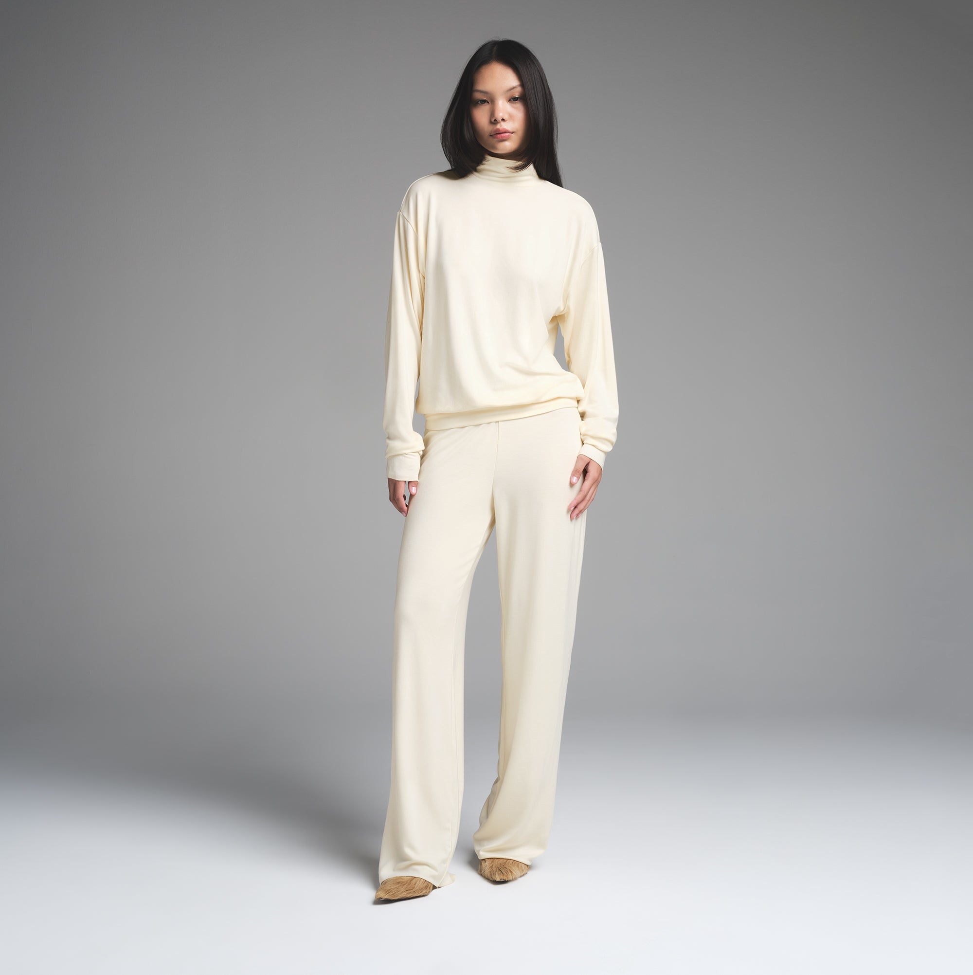 SKIMS CLOUD LONG SLEEVE TURTLENECK | ECRU