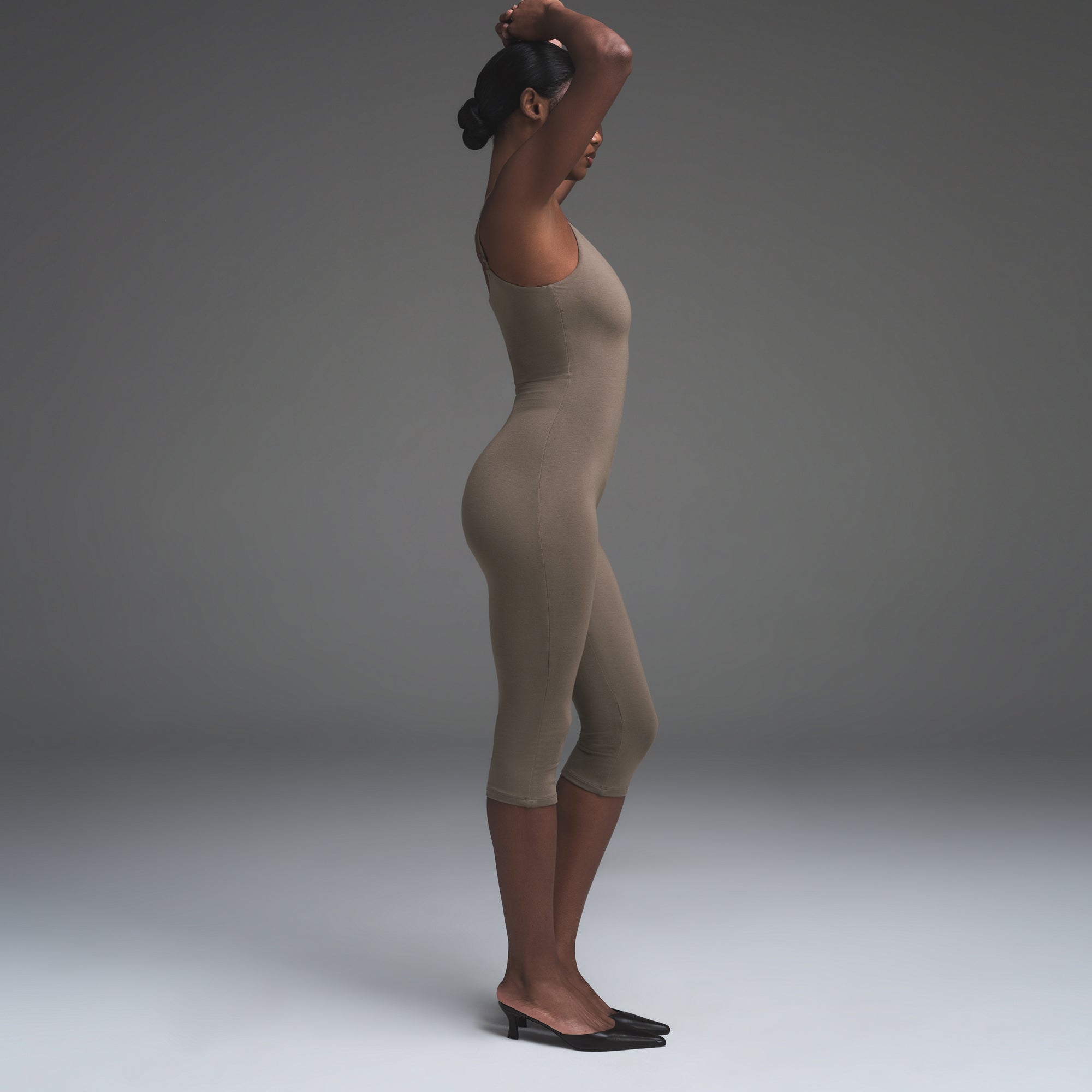 SMOOTH LAYERS CAPRI CATSUIT | TRUFFLE - Image 2