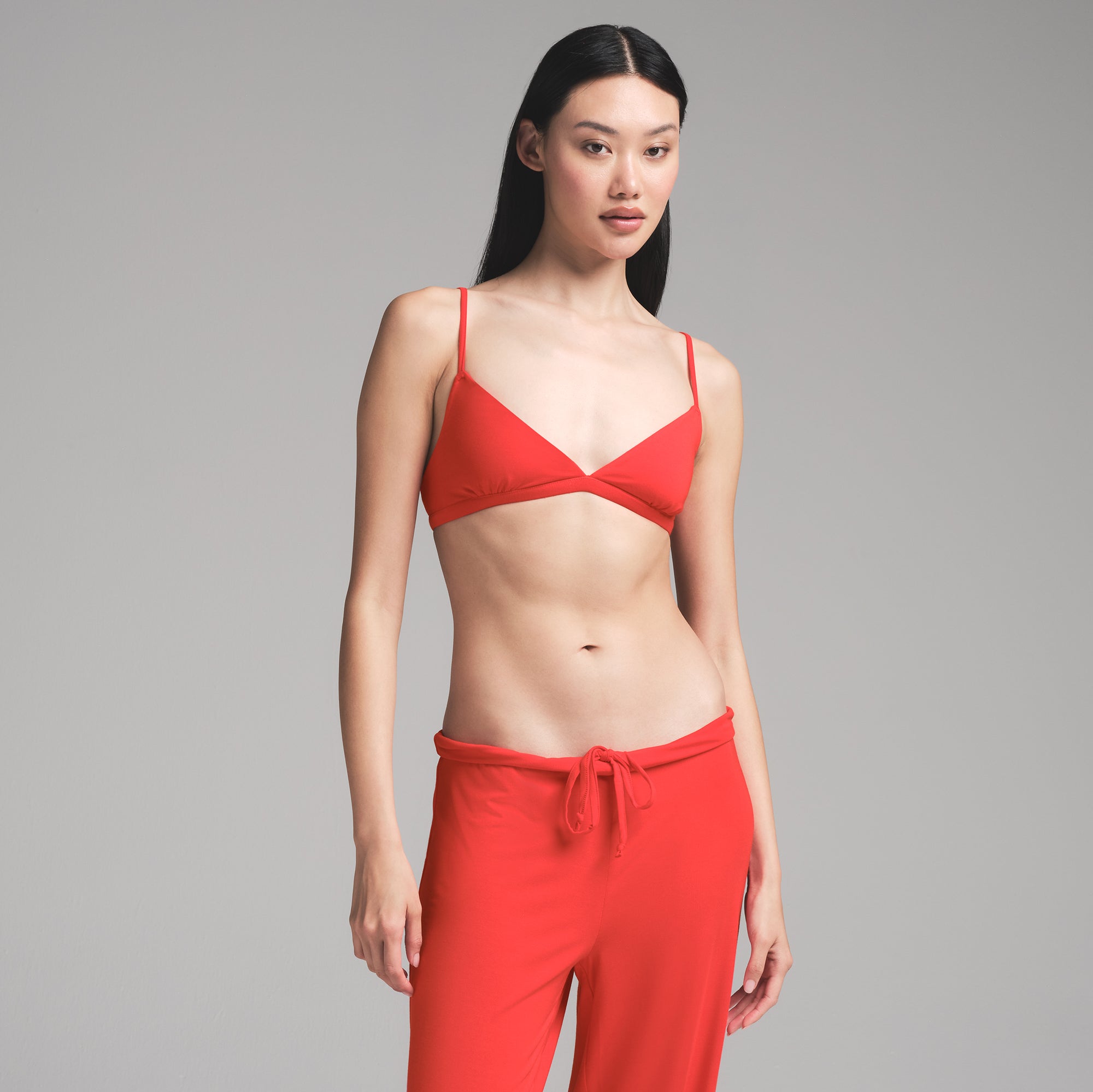 SKIMS SLEEP TRIANGLE BRALETTE | RUBY - Image 3
