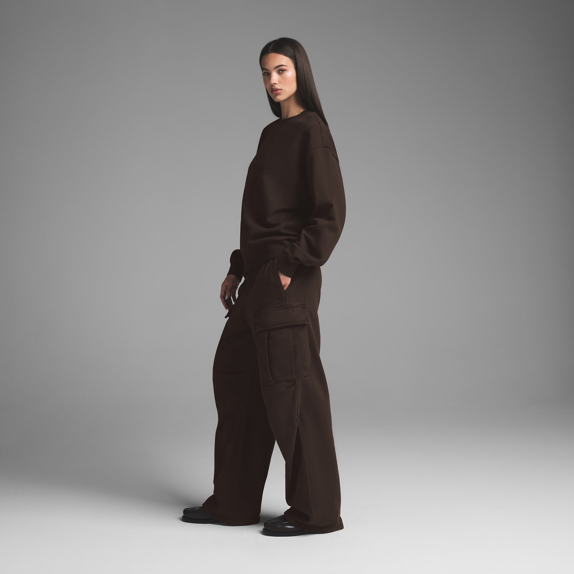 BOYFRIEND FLEECE CREWNECK | ESPRESSO - Image 2