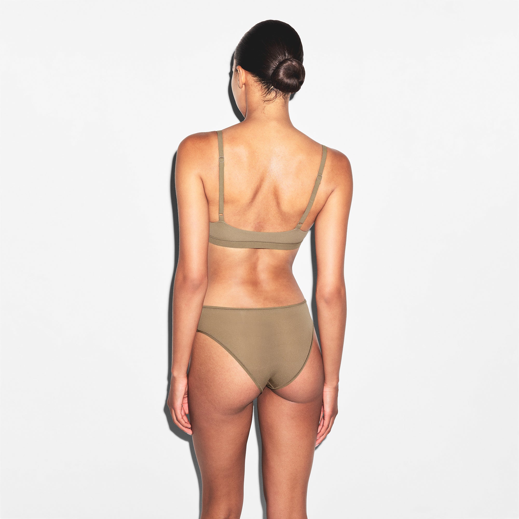 FITS EVERYBODY CHEEKY BRIEF | TRUFFLE - Image 3