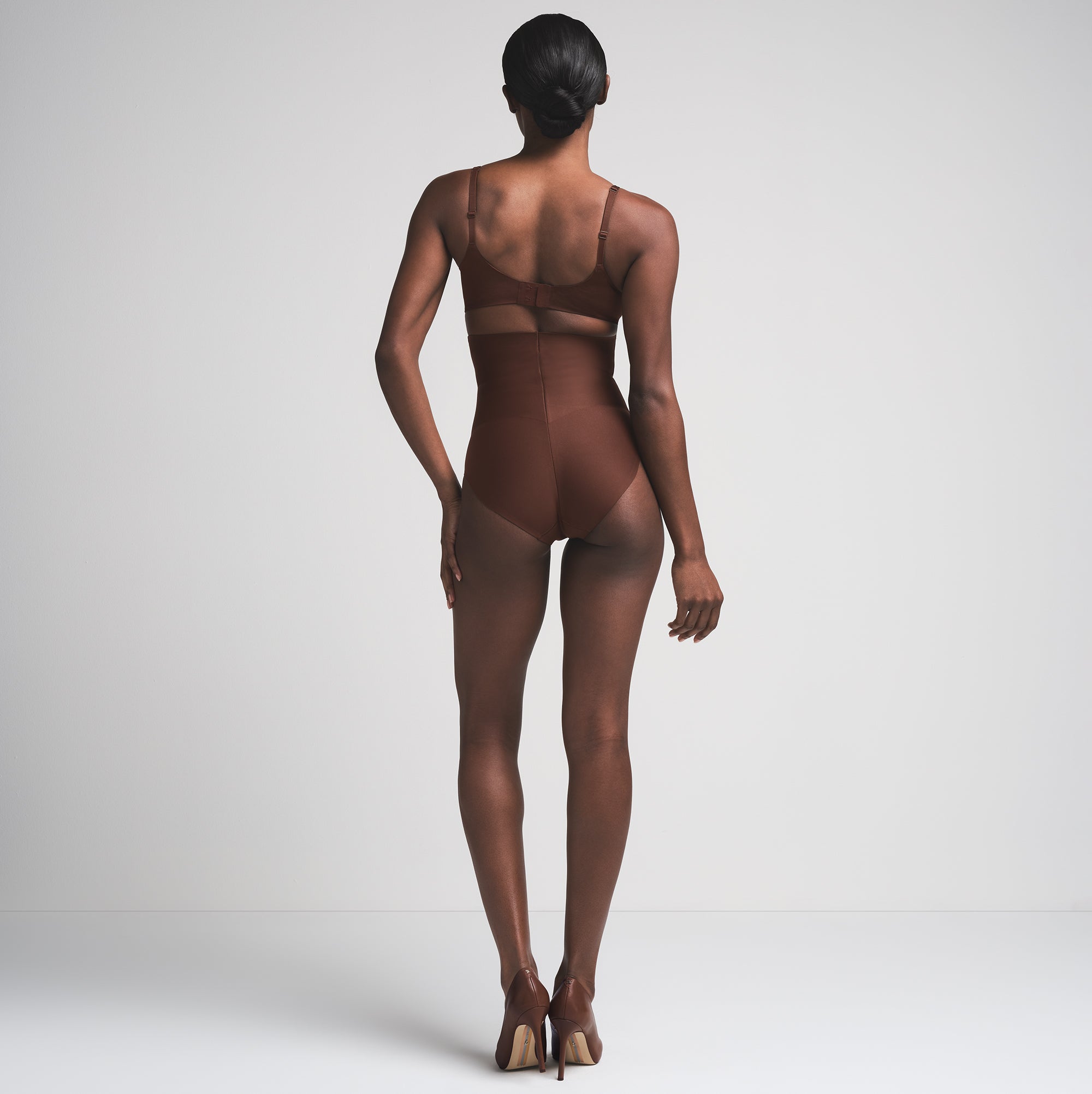 SKIMS BODY CORE SCULPT HIGH-WAISTED BRIEF | COCOA - Image 7