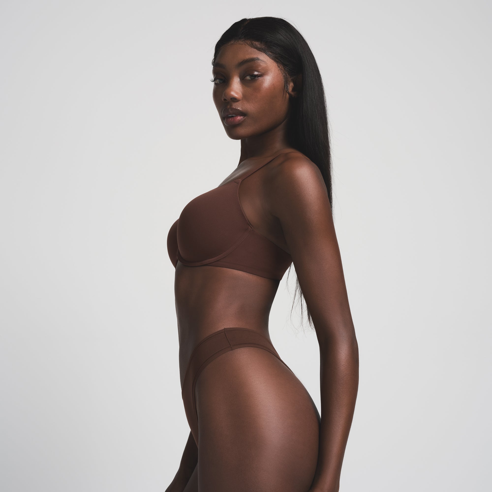FITS EVERYBODY DIPPED FRONT THONG | COCOA - Image 2