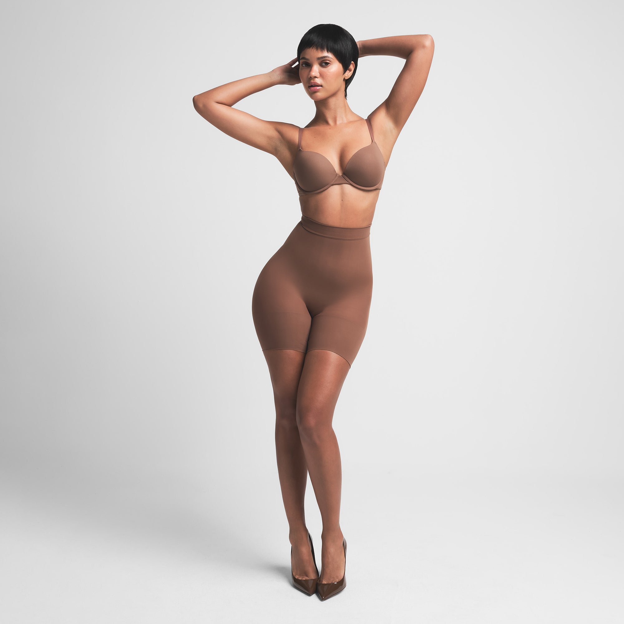 SHEER SEAMLESS HIGH-WAISTED MID THIGH SHORT | JASPER