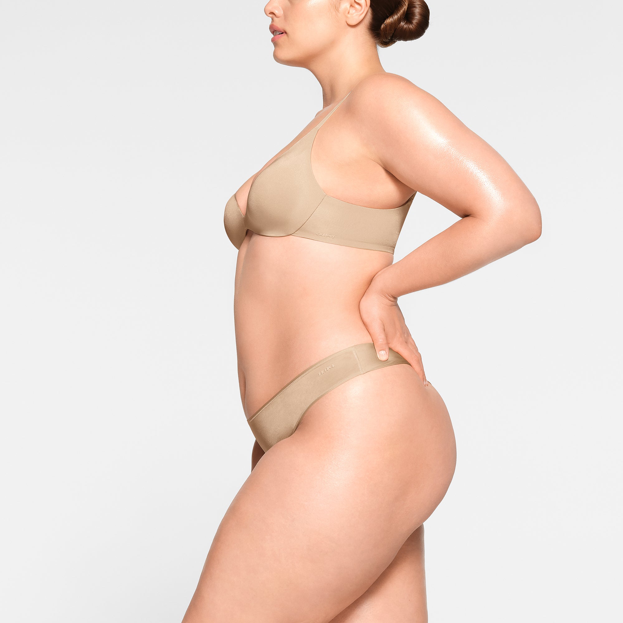 WIRELESS FORM SUPER PUSH-UP BRA | SAND - Image 2