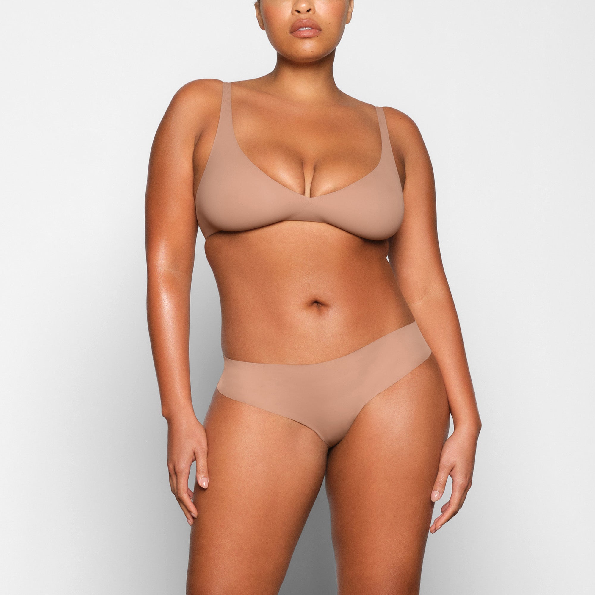 NAKED PLUNGE BRALETTE | SIENNA
