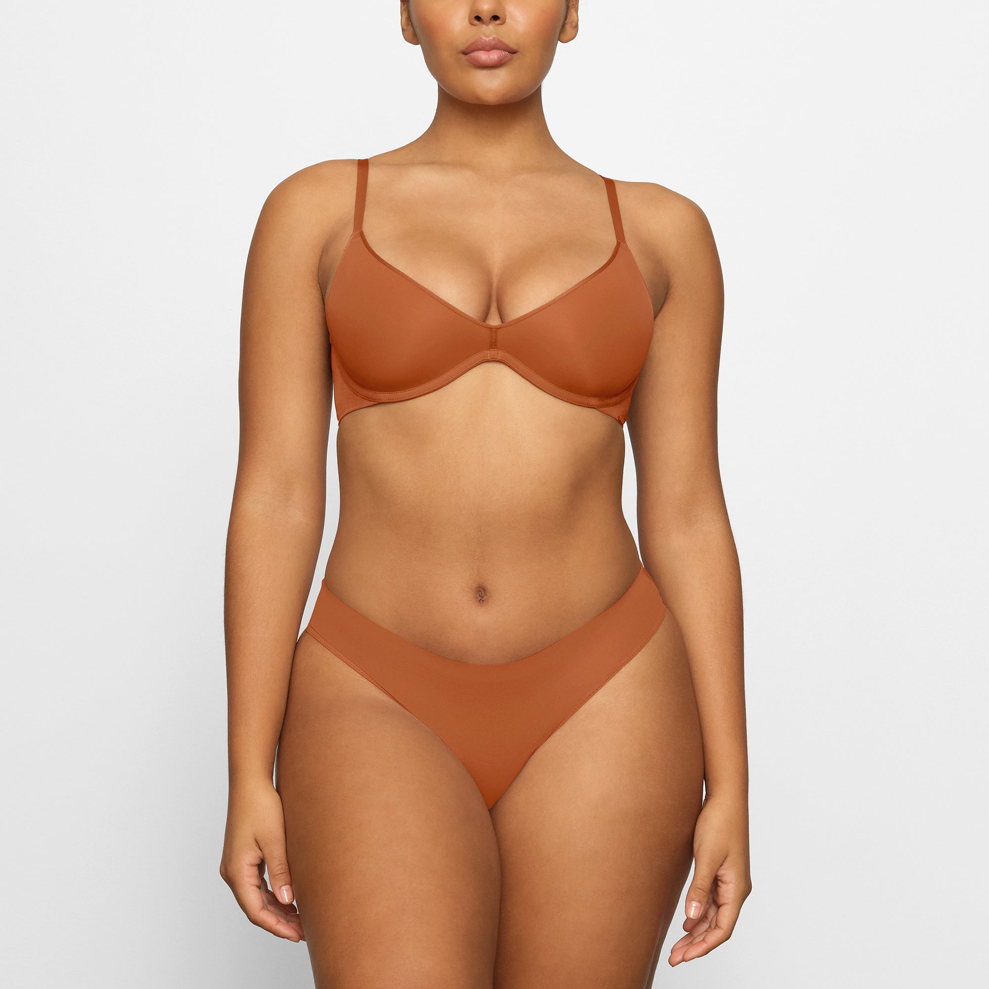 WEIGHTLESS SCOOP BRA | BRONZE