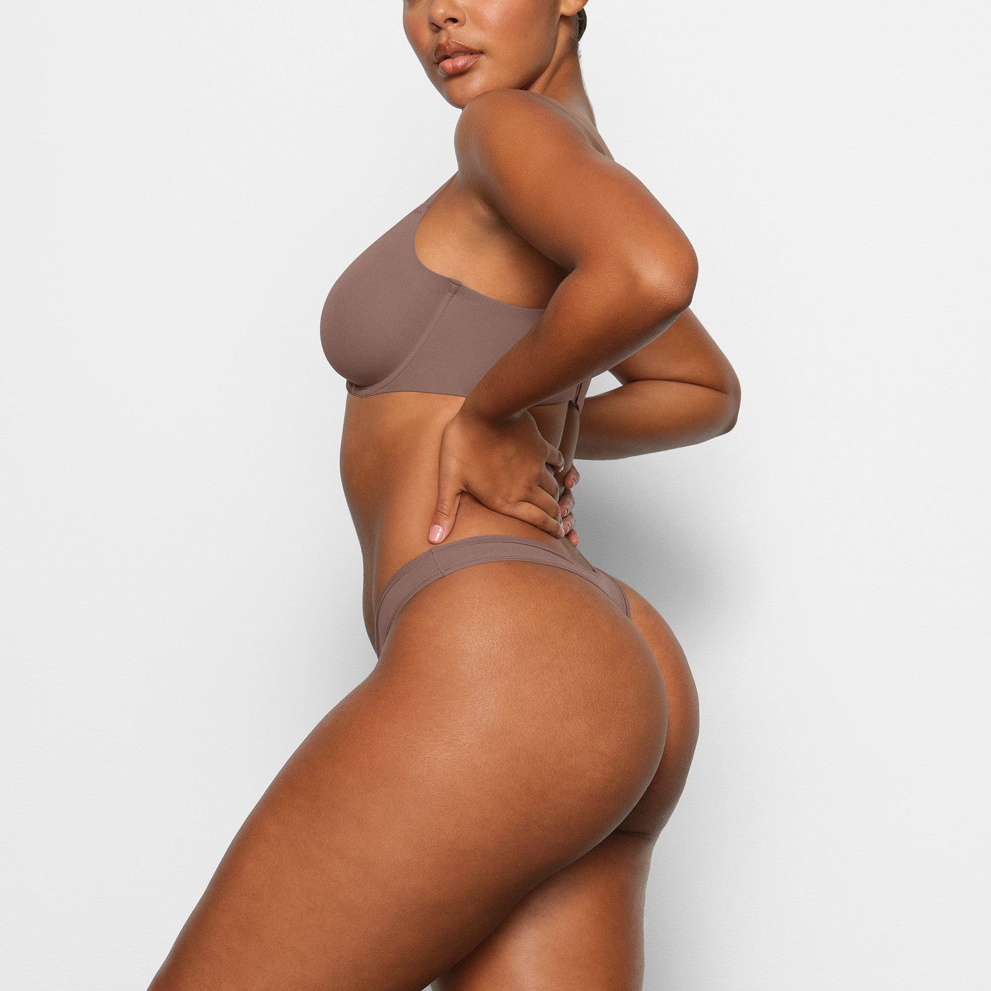 FITS EVERYBODY PLUNGE BRA | UMBER - Image 2