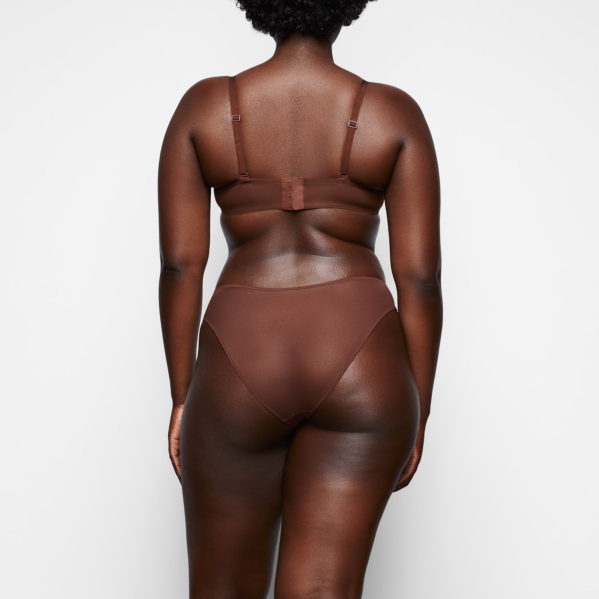 ULTRA FINE MESH STRAPLESS BRA | MAHOGANY - Image 5