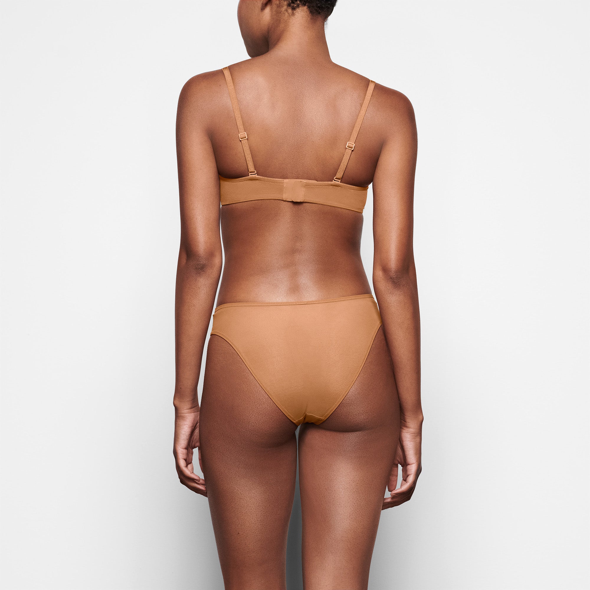 ULTRA FINE MESH STRAPLESS BRA | BRONZE - Image 5