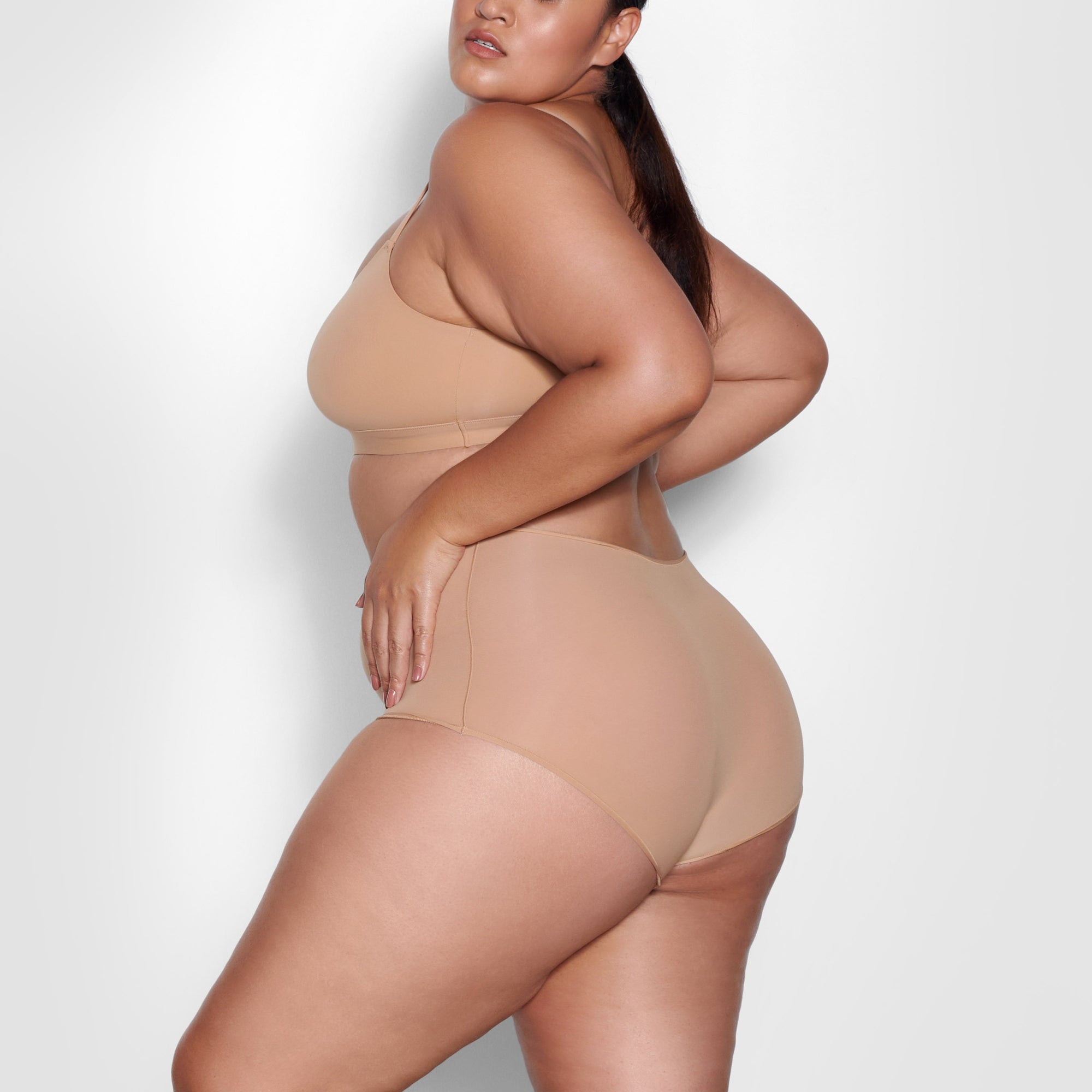 FITS EVERYBODY SCOOP BRALETTE | OCHRE - Image 2