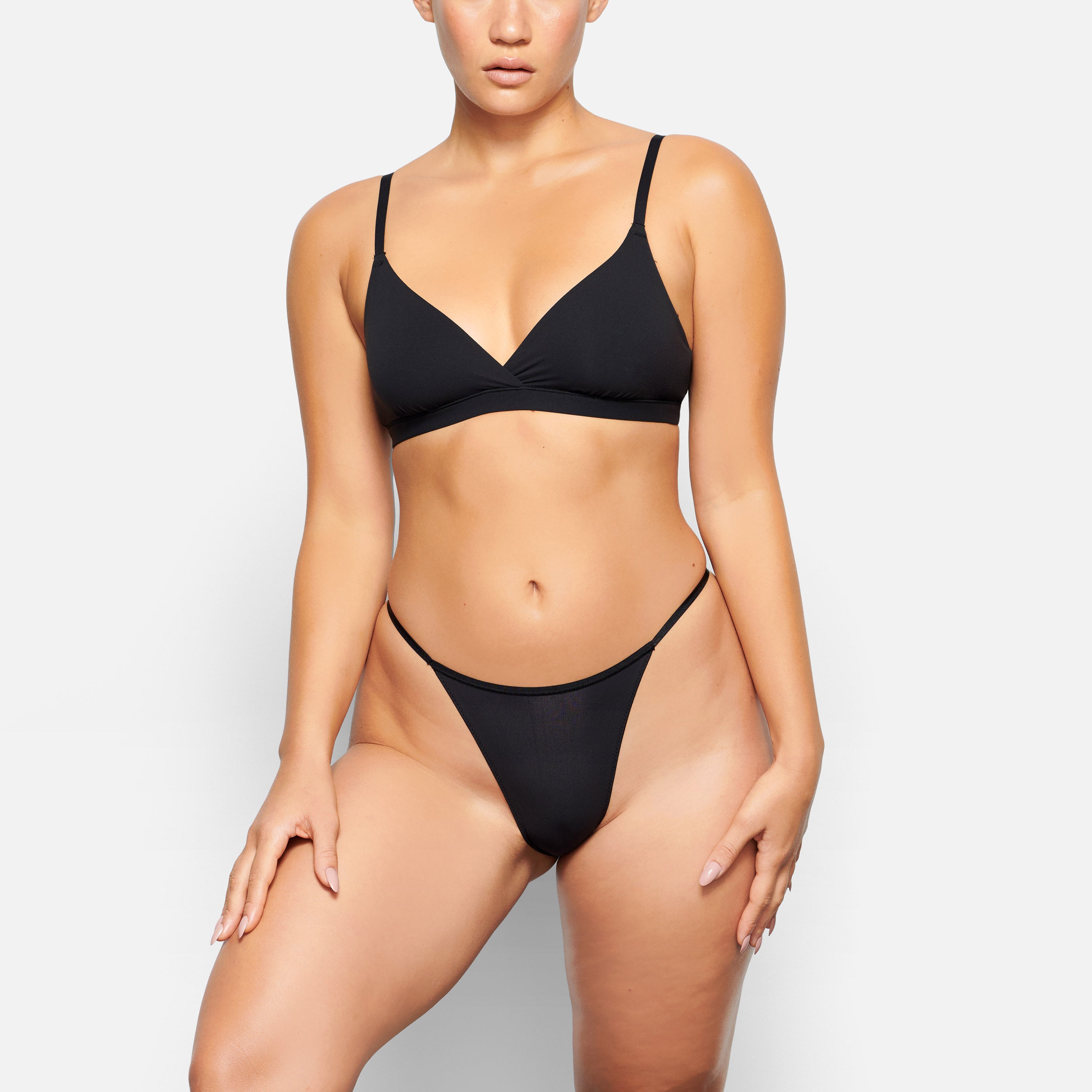 FITS EVERYBODY STRING BIKINI | ONYX