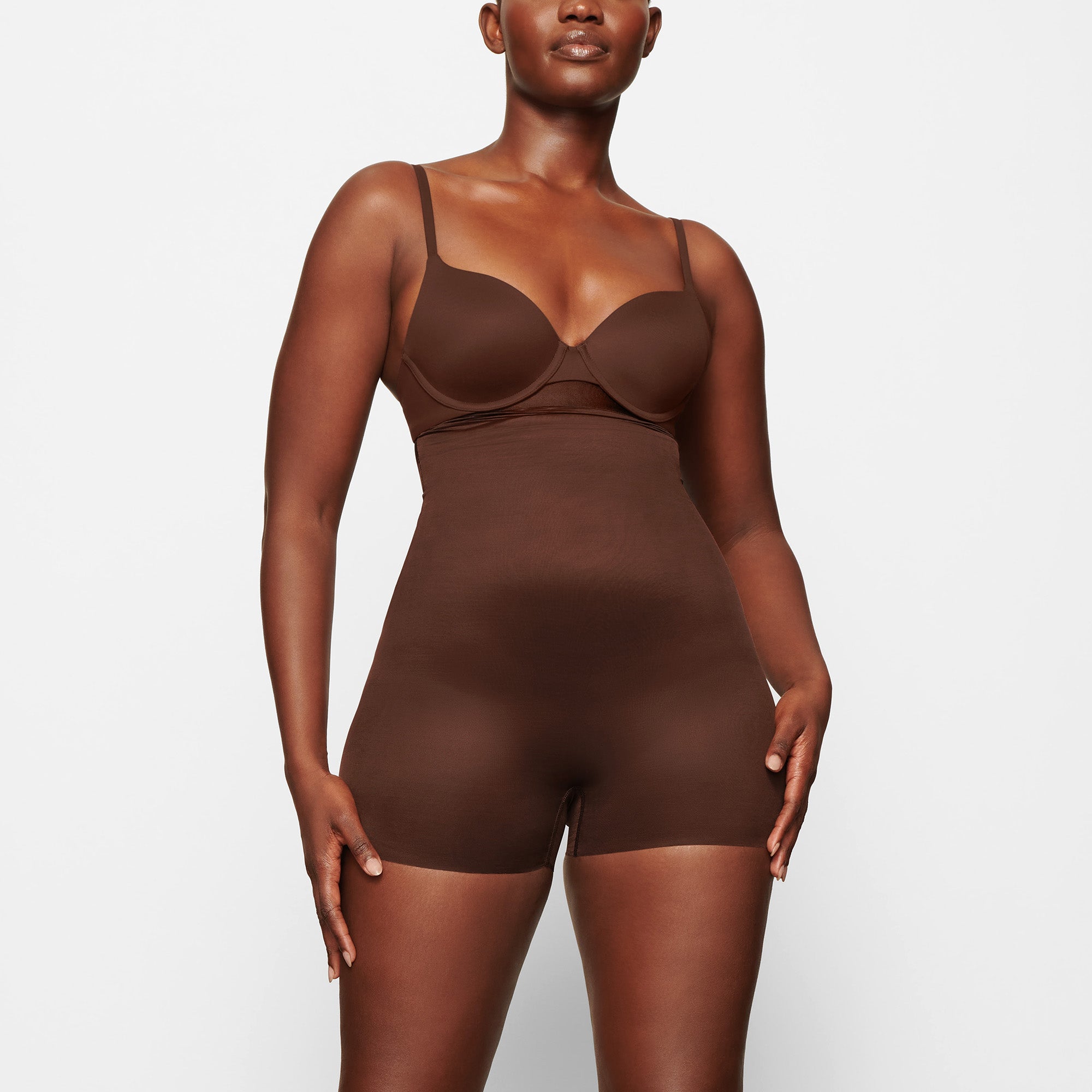 SIMPLY BARE HIGH-WAISTED SHORTIE | COCOA