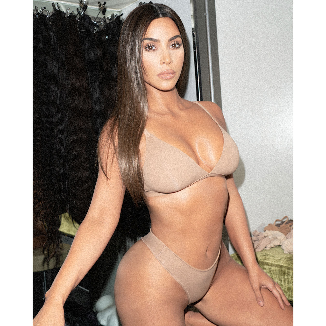 FITS EVERYBODY DIPPED FRONT THONG | COCOA - Image 6