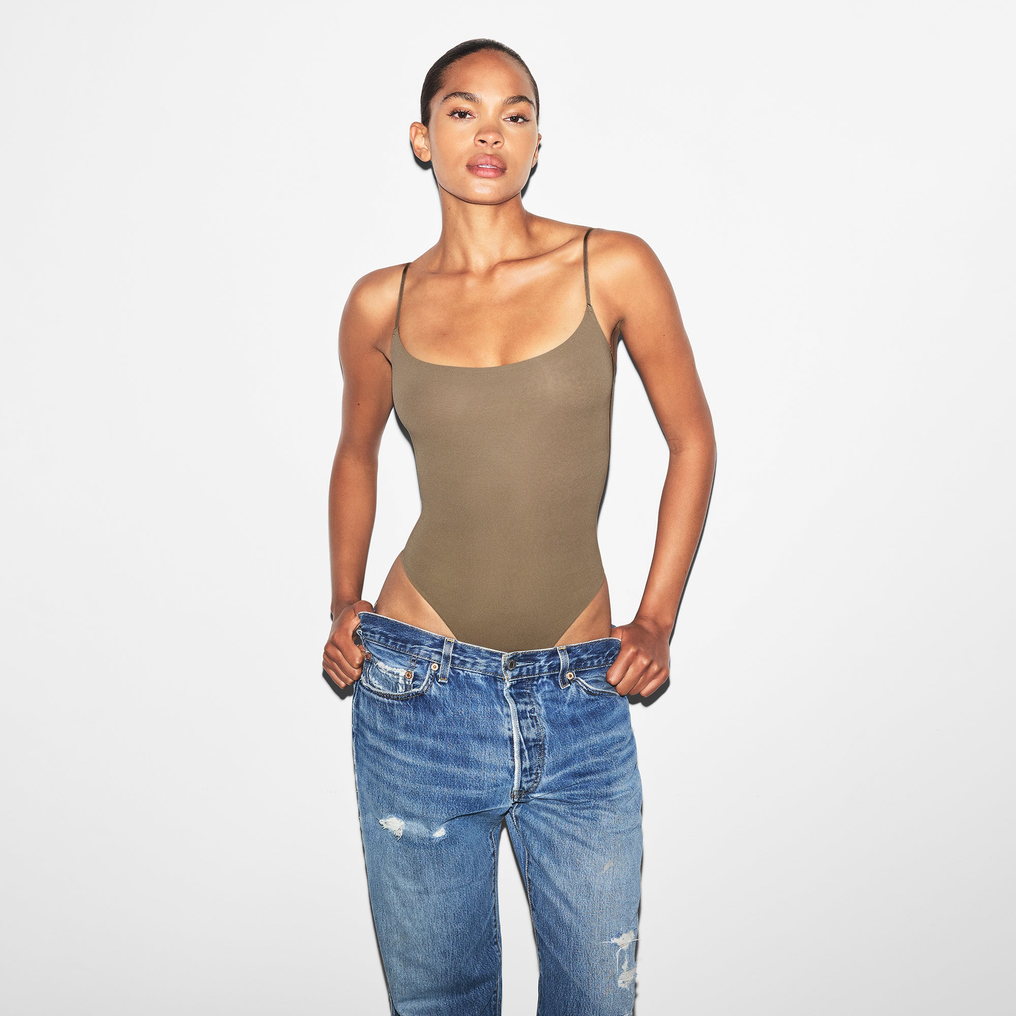 FITS EVERYBODY CAMI BODYSUIT | TRUFFLE