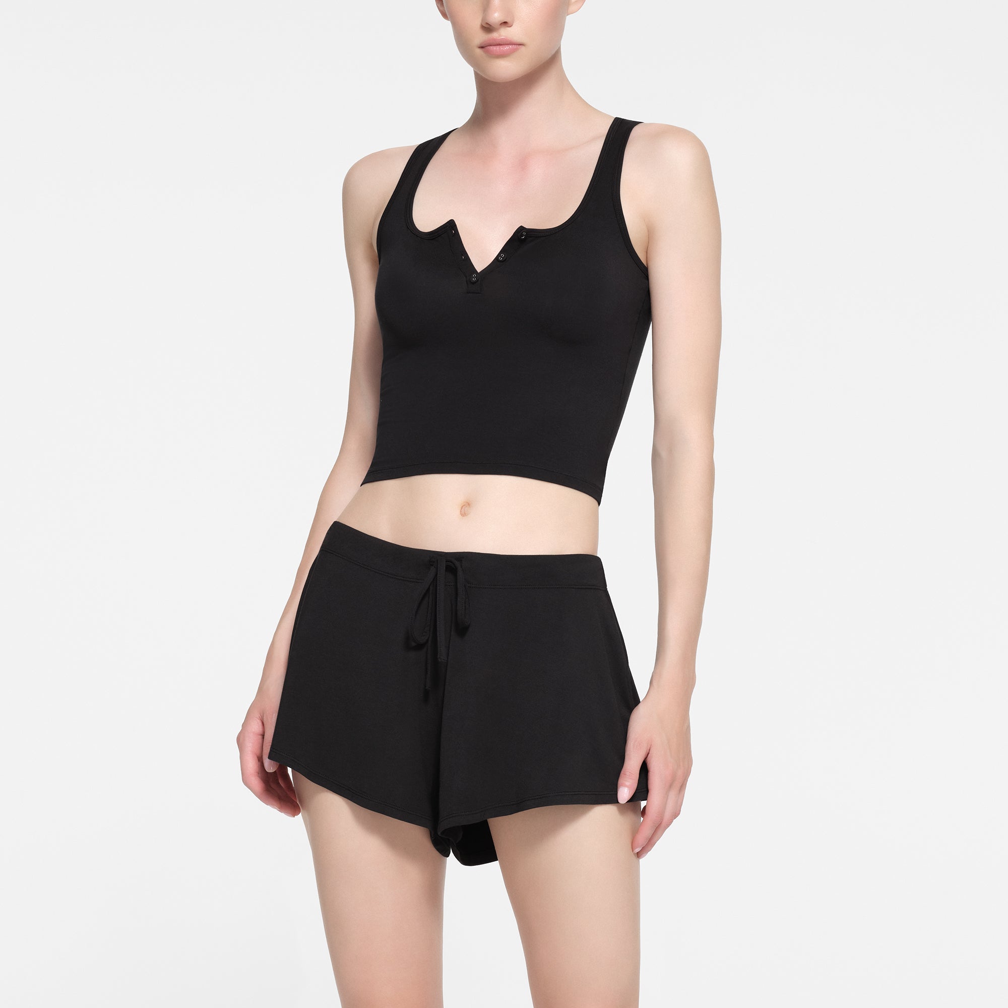 SKIMS SLEEP HENLEY TANK | ONYX