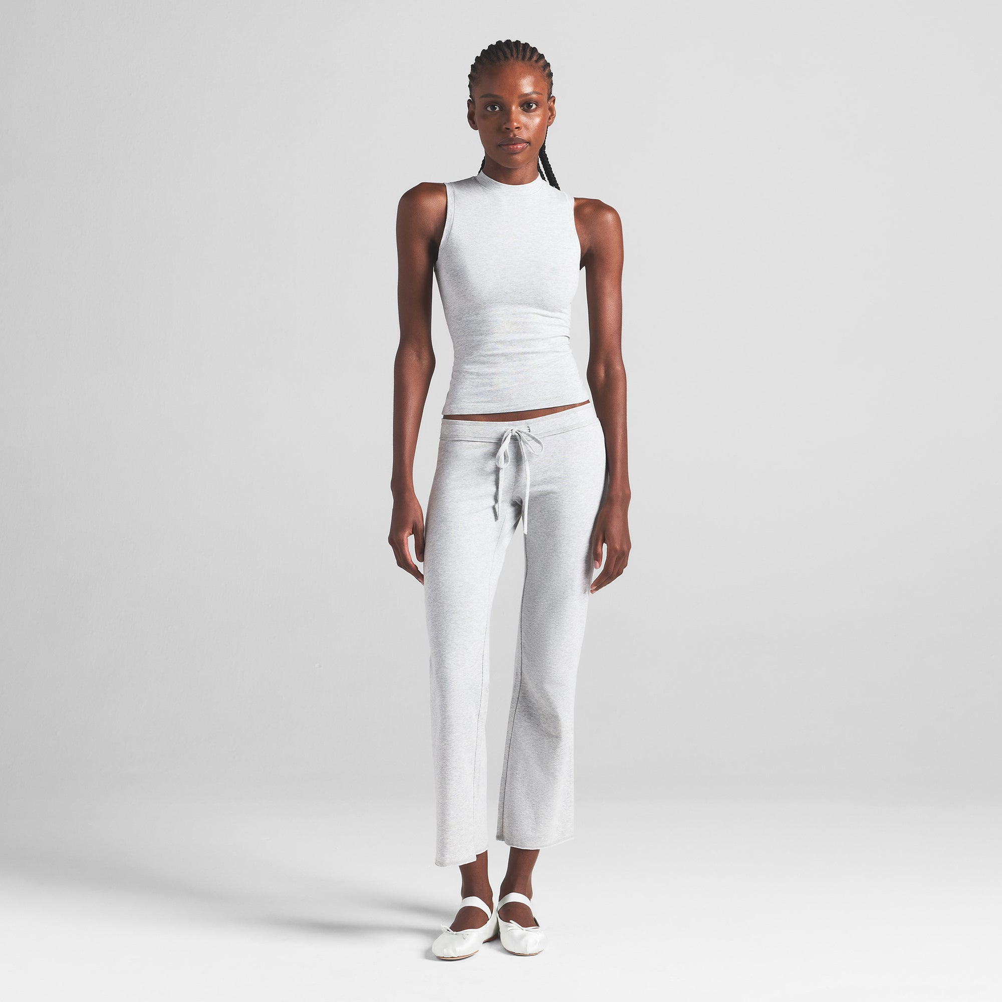 COTTON JERSEY MOCK NECK TANK | LIGHT HEATHER GREY - Image 2