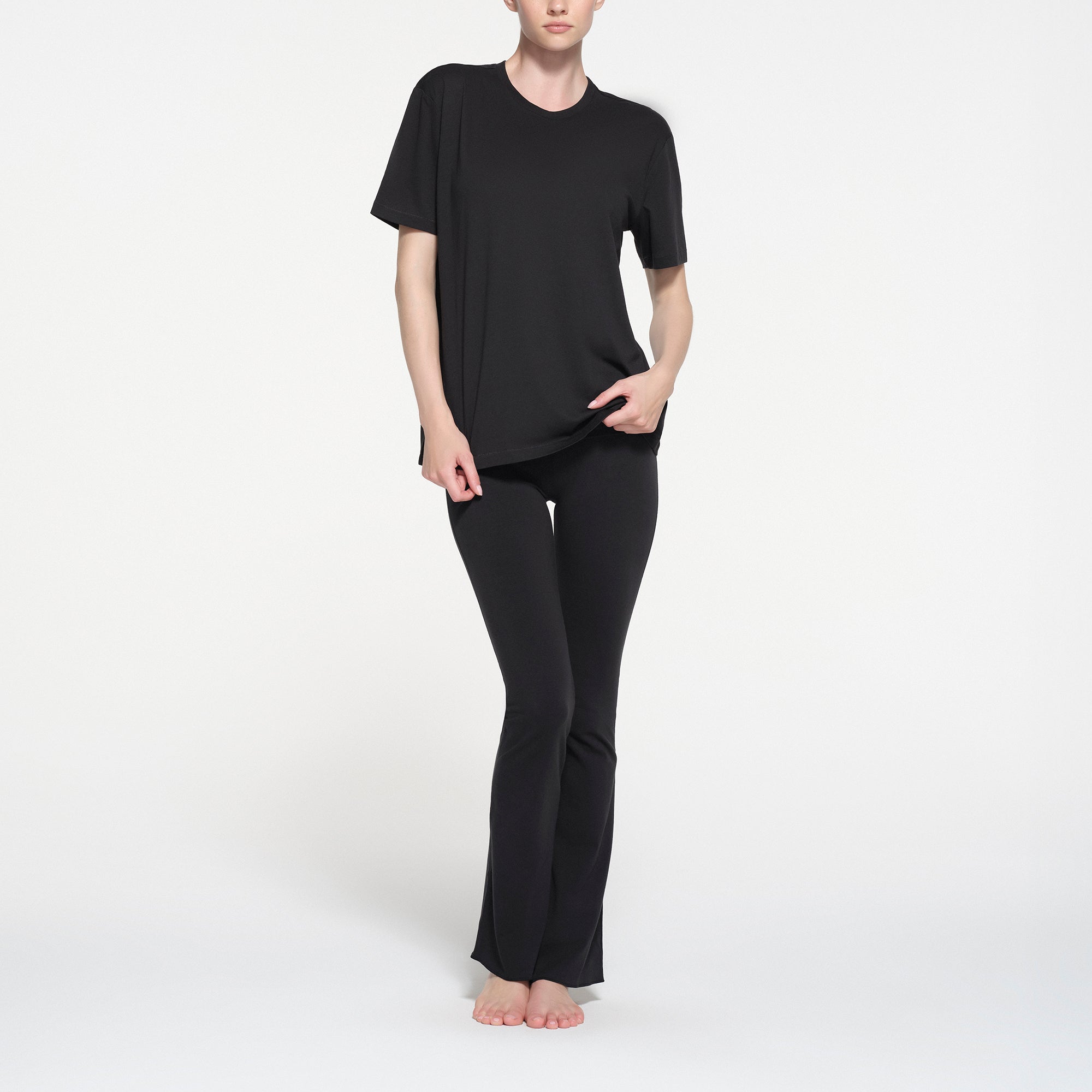 RELAXED TEES OVERSIZED LONG T-SHIRT | ONYX