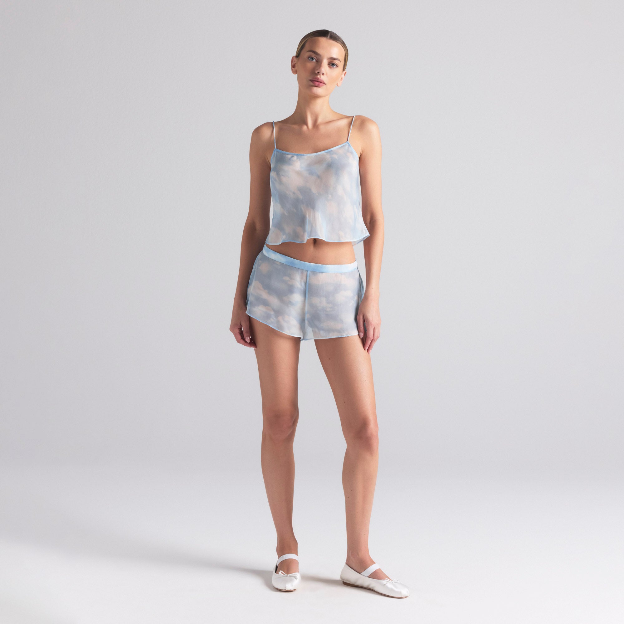SKIMS ROMANCE CAMI AND SHORT SET | BLUE QUARTZ CLOUD PRINT - Image 2