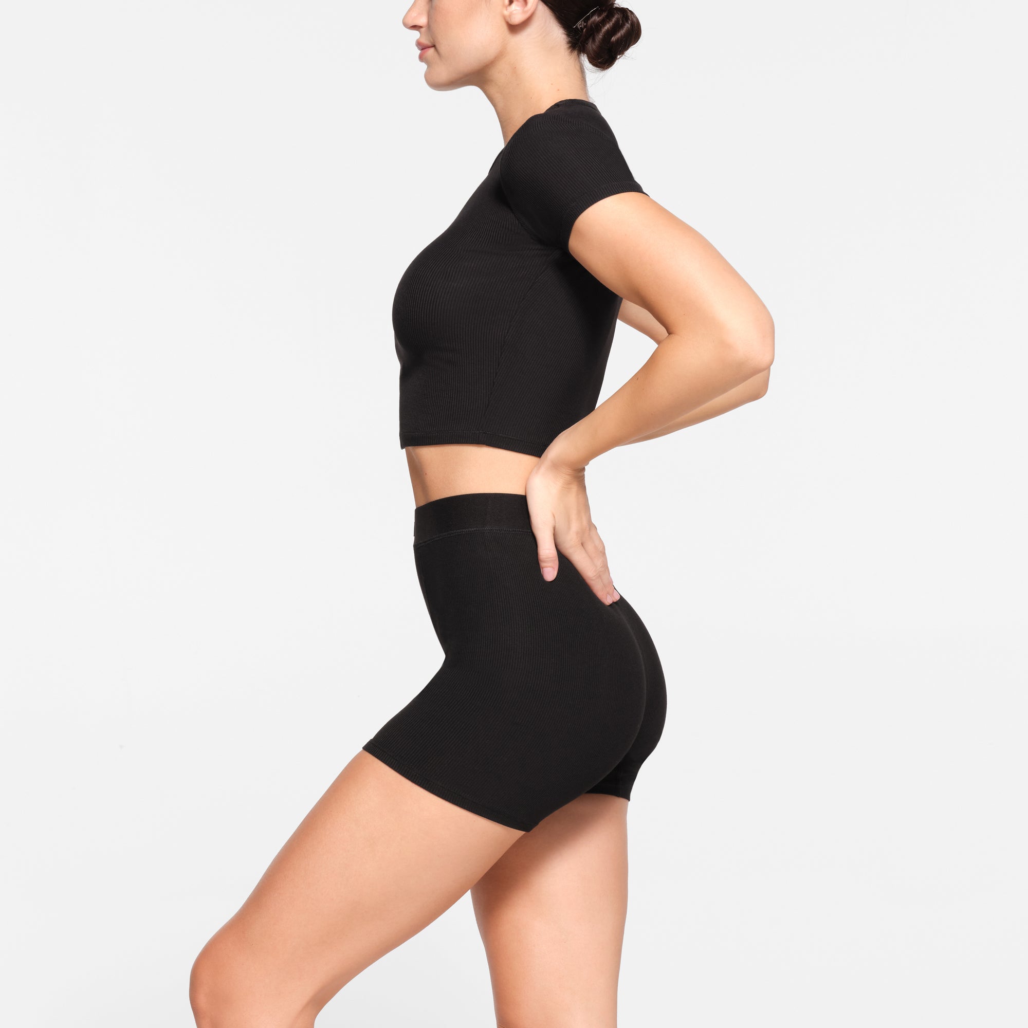 SOFT LOUNGE CROPPED T-SHIRT | ONYX - Image 2