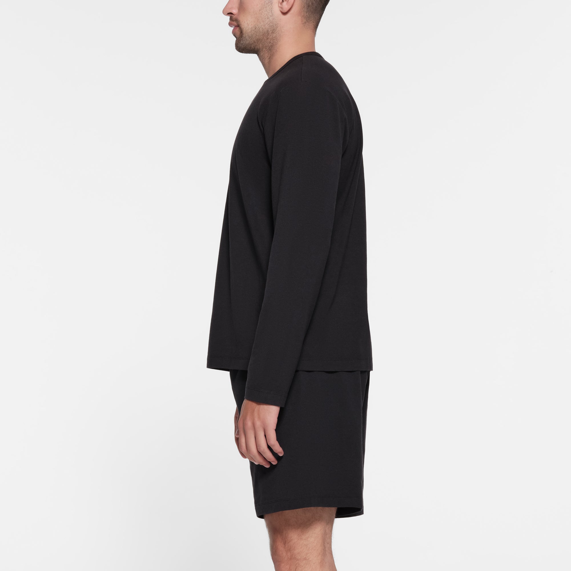 JERSEY LOUNGE MENS RELAXED LONG SLEEVE T-SHIRT | OBSIDIAN - Image 2