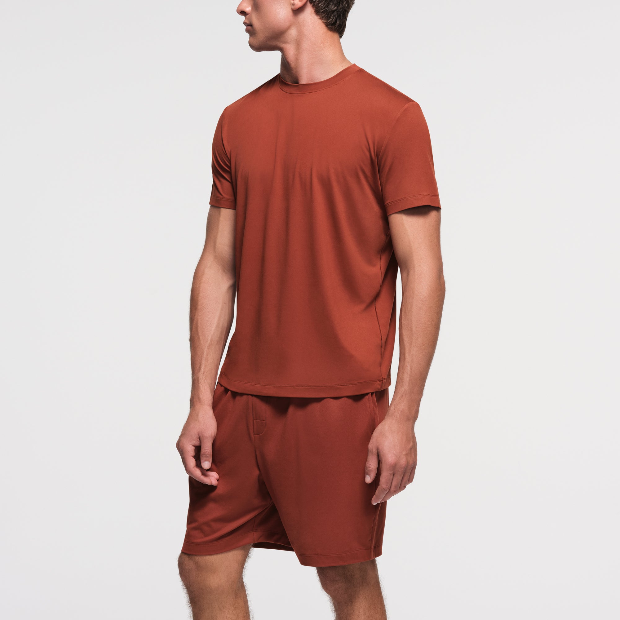 OUTDOOR JERSEY MENS CLASSIC T-SHIRT | RUST - Image 2