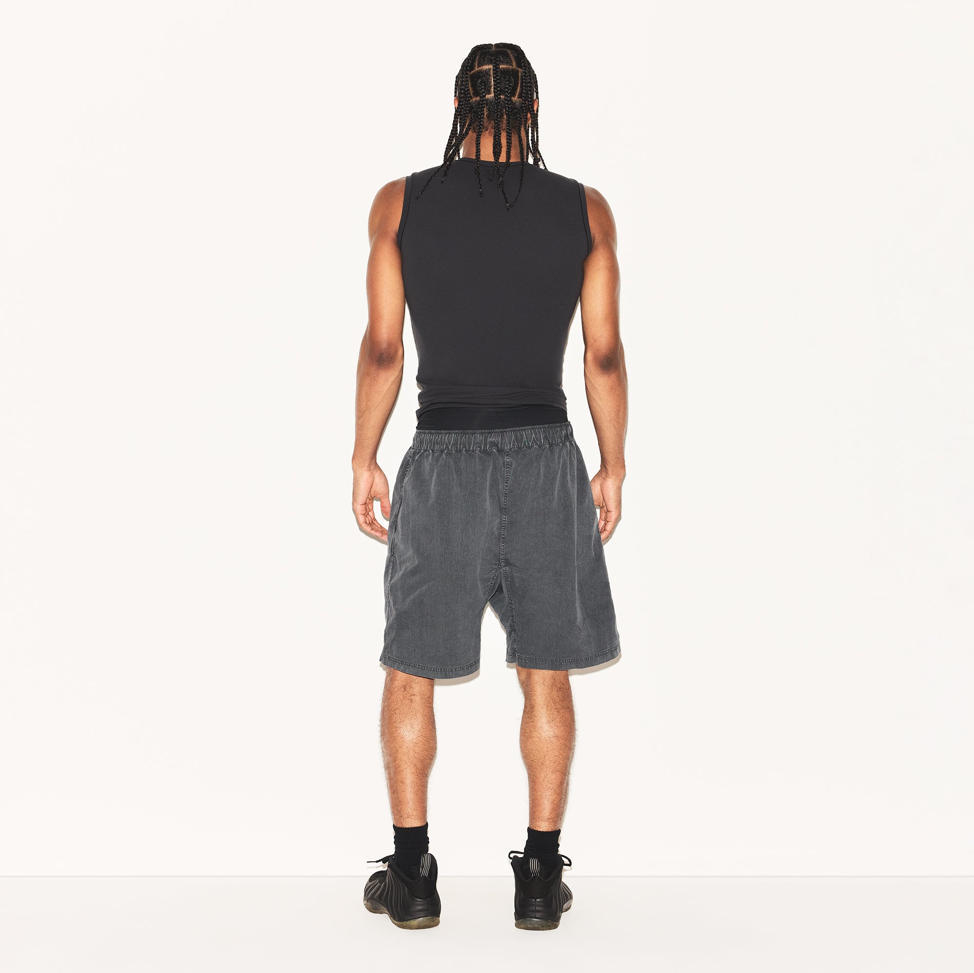 FITS EVERYBODY MENS SLIM TANK | ONYX - Image 4