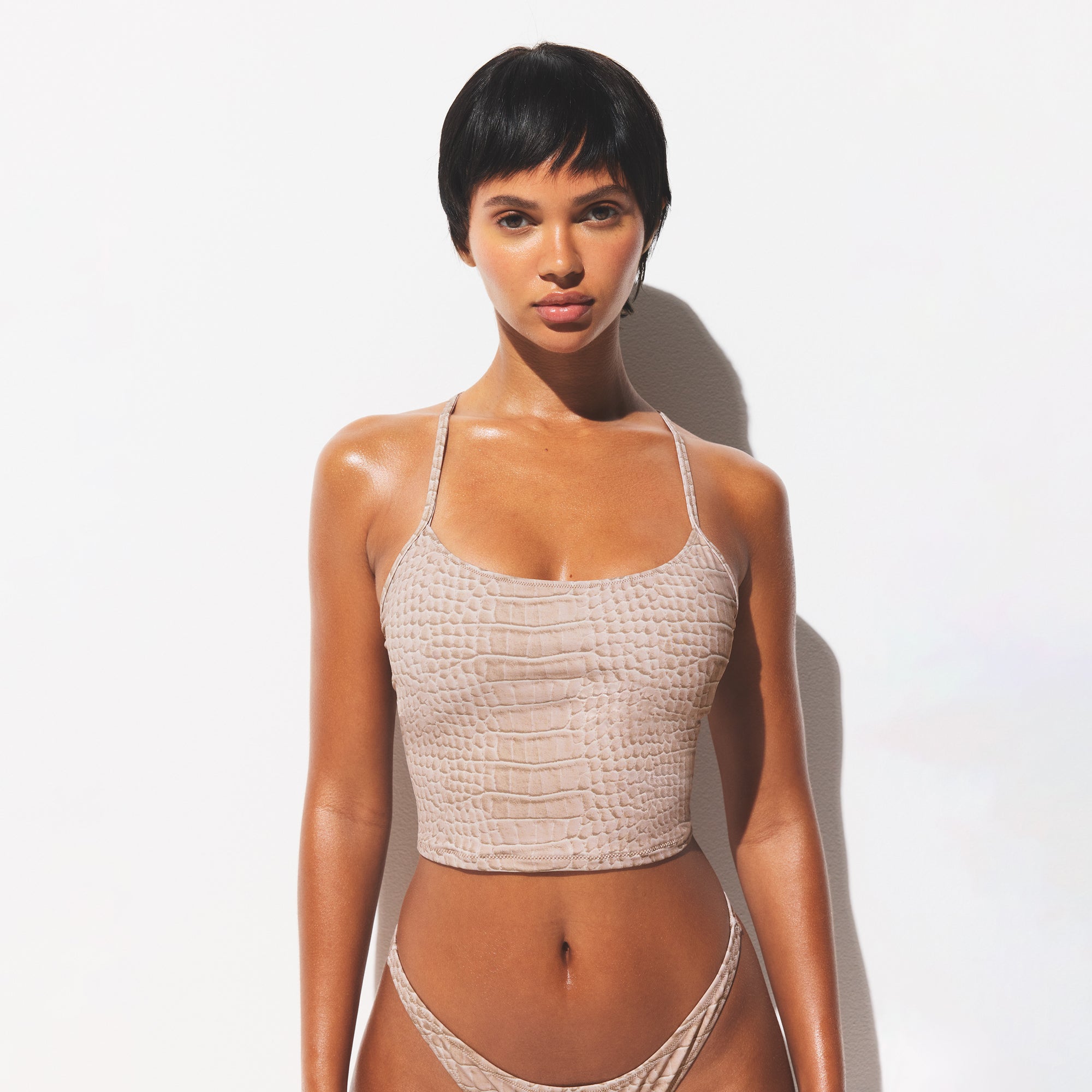 SIGNATURE SWIM CAMI TOP | DUNE CROCODILE PRINT