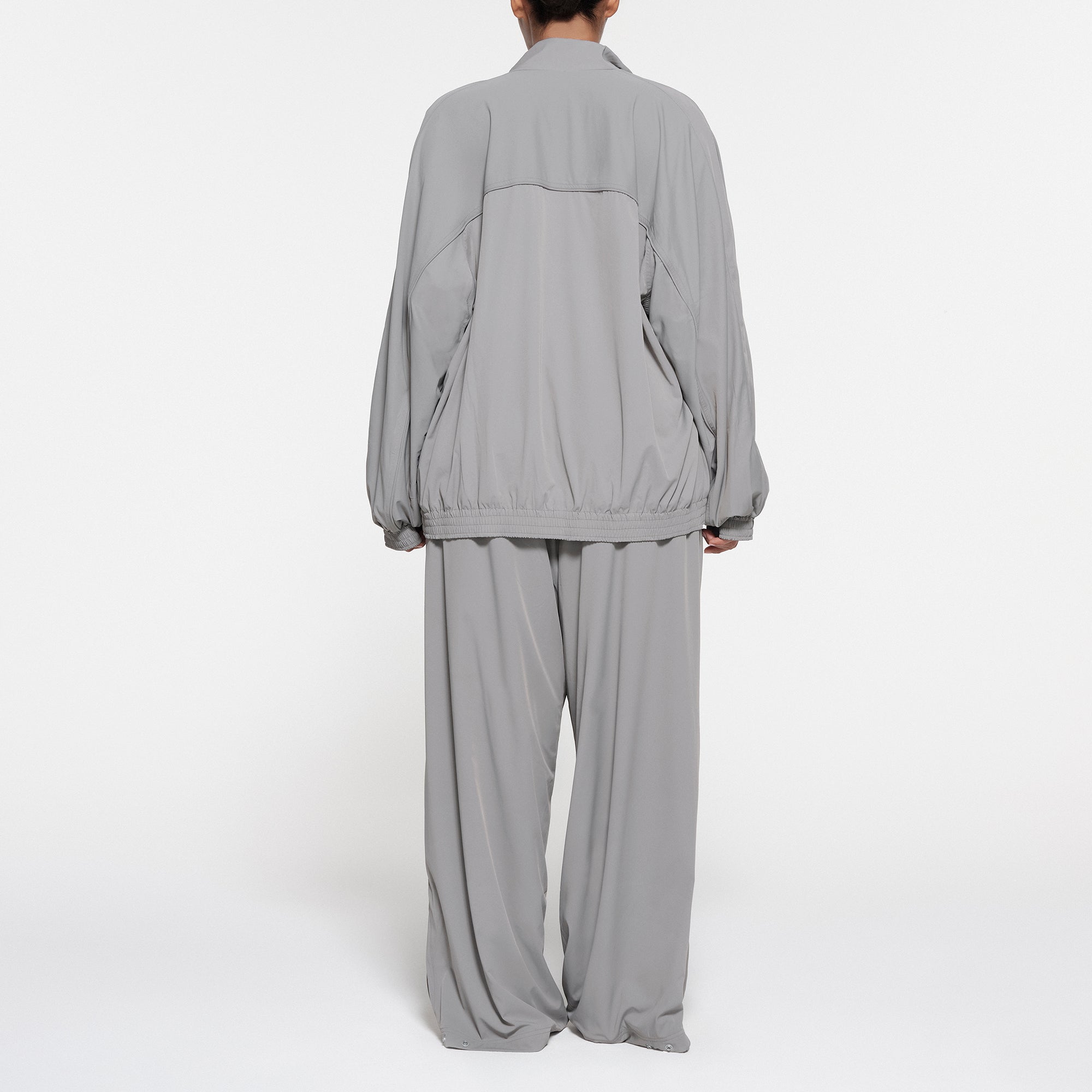 SKIMS TRACK WOVEN NYLON OVERSIZED JACKET | PACIFIC - Image 3