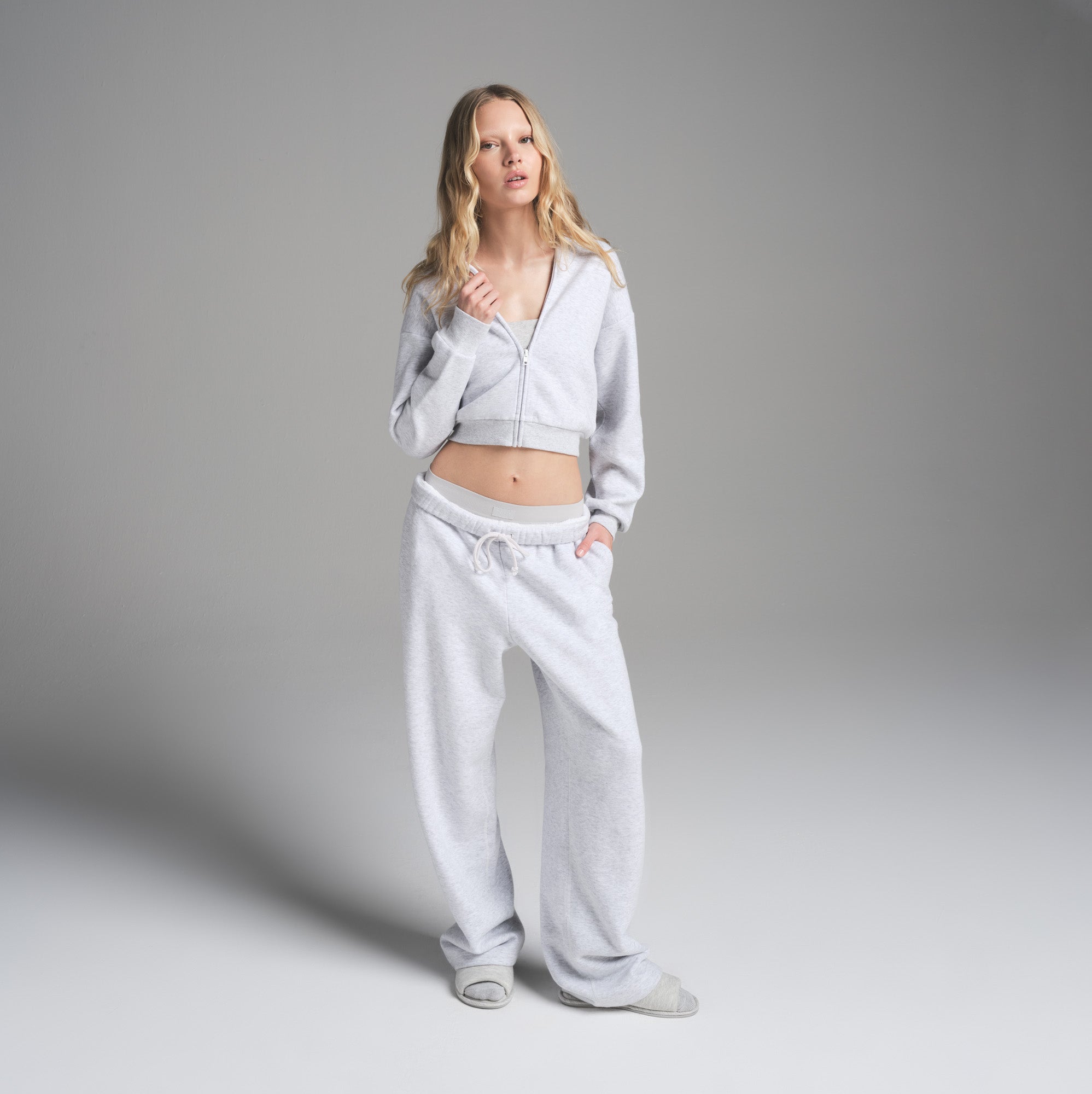 COTTON FLEECE SHRUNKEN ZIP UP HOODIE | LIGHT HEATHER GREY